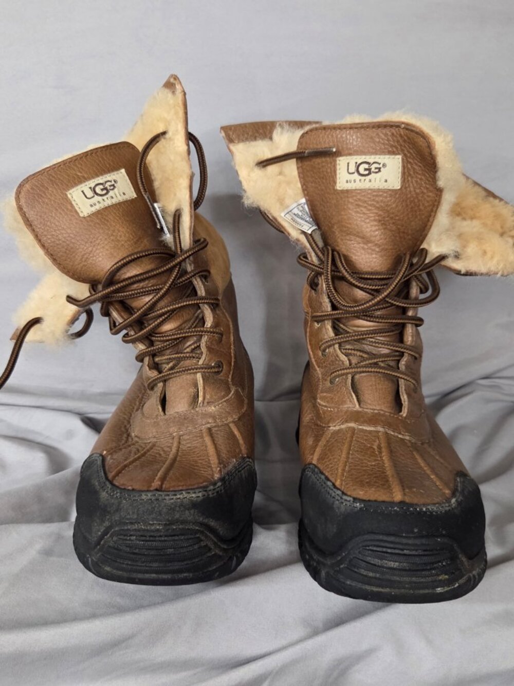 UGG Adirondack Boot II Womens 10 Brown 5469 Vibram